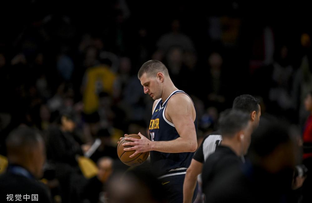 而威尔逊则 而威尔逊则